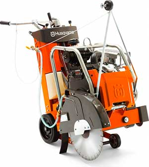 Резчик швов HUSQVARNA FS-524 в прокат в Тольятти. У нас лучшая цена за сутки! Возможность взять в аренду с выгодной скидкой до 40% при экспресс доставке 24/7. И помните, ночью стоимость еще дешевле на 30%! #арендапрокат #виброплита #выгодно